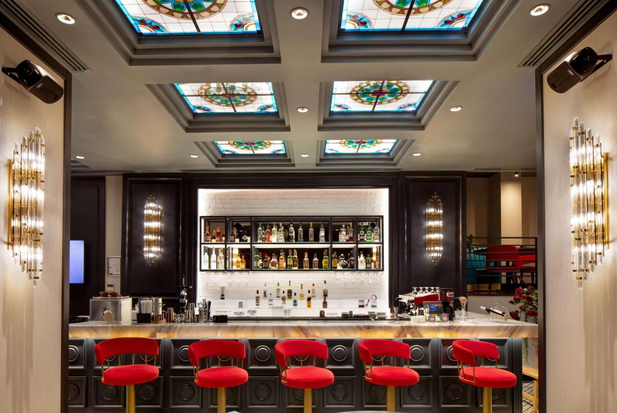 Tryp By Wyndham Istanbul Sisli Hotel — Foto’s 1